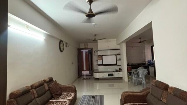 WhatsApp Image 2026-08-17 at 11.00.21