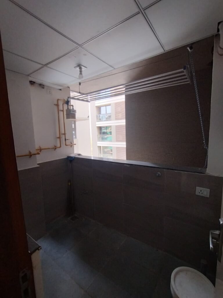 WhatsApp Image 2026-08-18 at 13.21.00