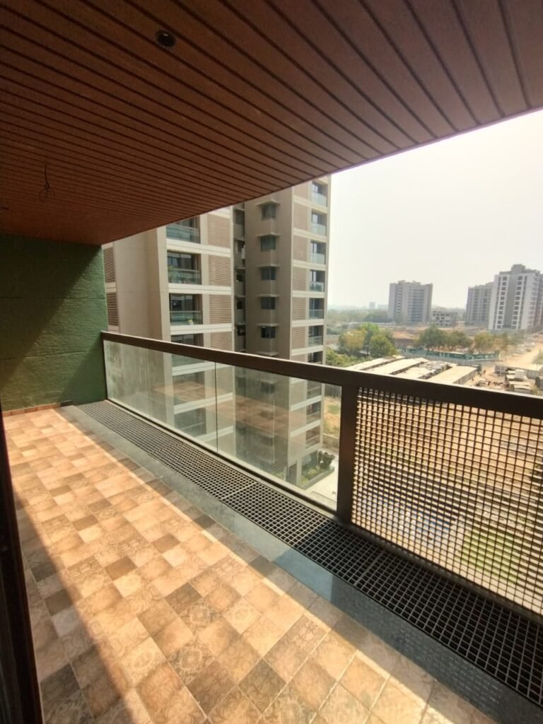 WhatsApp Image 2026-08-18 at 13.21.02