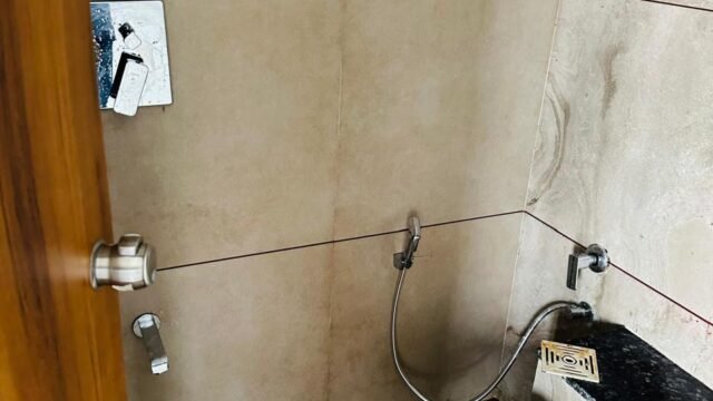 WhatsApp Image 2026-08-18 at 15.33.44 (2)