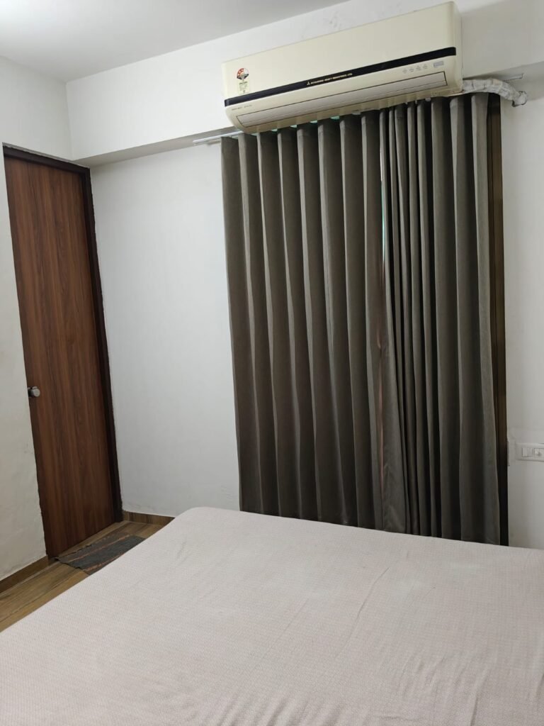 WhatsApp Image 2026-08-18 at 16.05.50