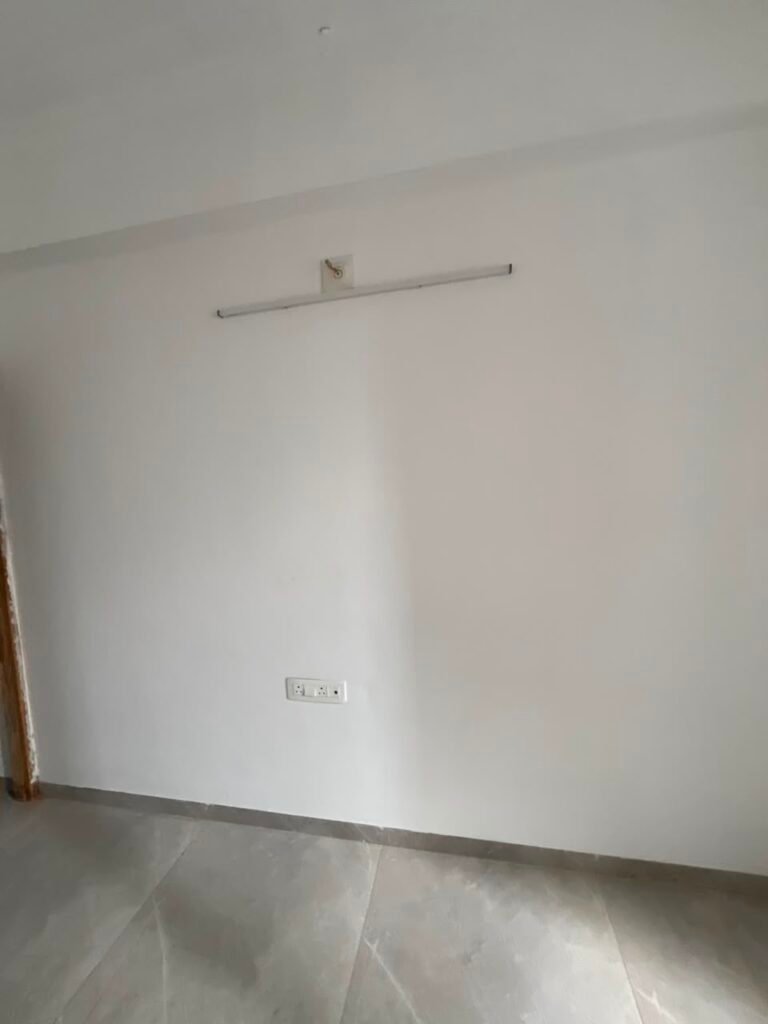 WhatsApp Image 2026-08-23 at 18.04.10 (1)